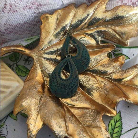 NWT Pierced Wire Fashion Earrings Dangle Bohemian Tear Drop Patina Metal - Picture 5 of 12